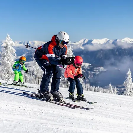 Nature Fun - Nahe Pressegger - Skibus Zum Nassfeld - Familien & Hunde Willkommen *